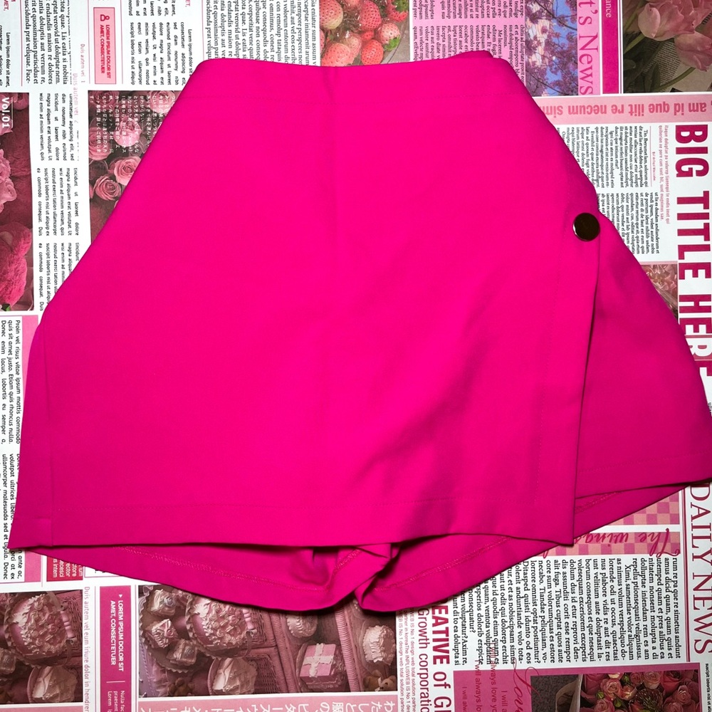 Brand new hot pink skort